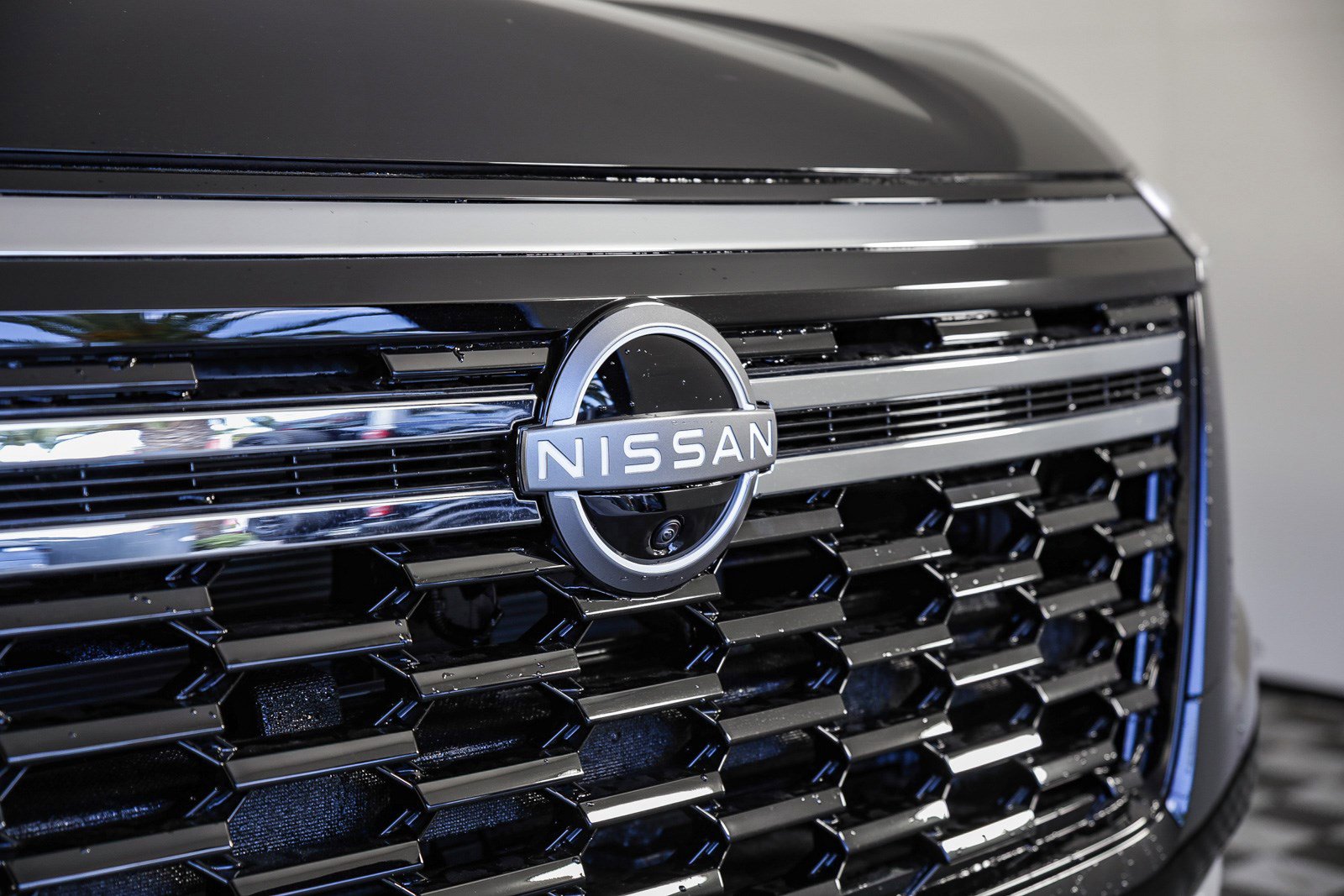 New 2025 Nissan Armada Platinum image 6