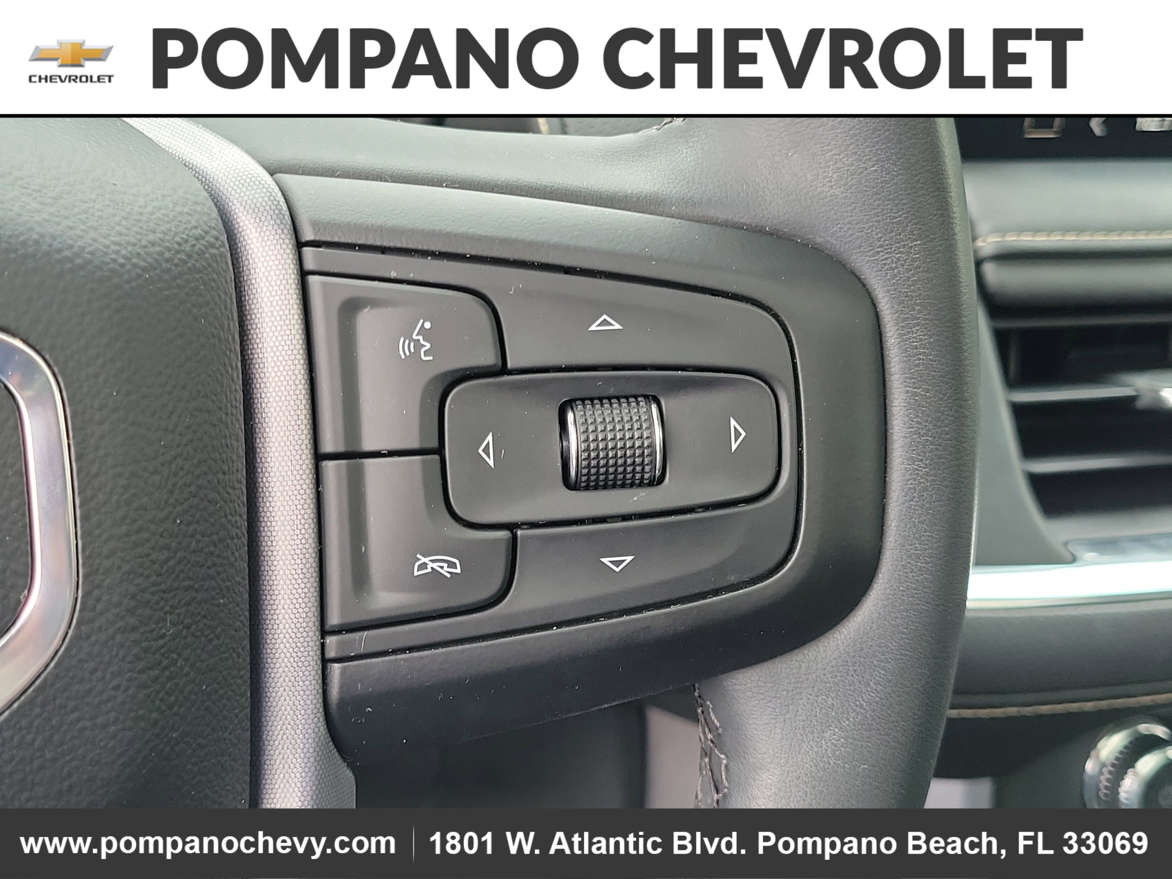 Used 2023 GMC Yukon SLT w/ SLT Premium Package image 33