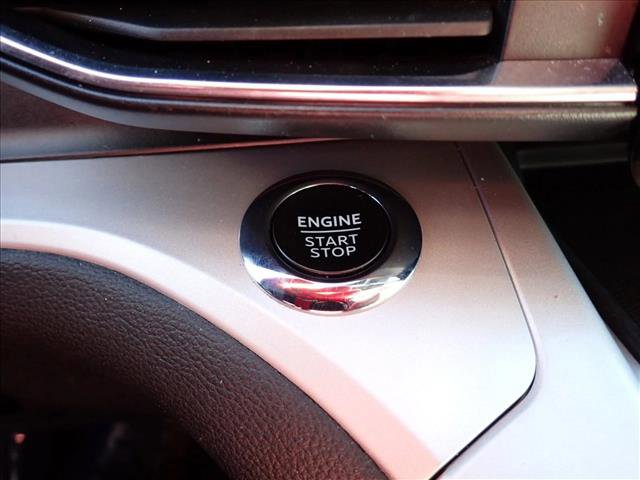 Used 2023 Ford Explorer XLT w/ Equipment Group 202A image 22