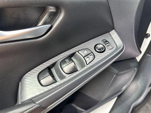 Used 2022 Nissan Sentra SV FWD image 18
