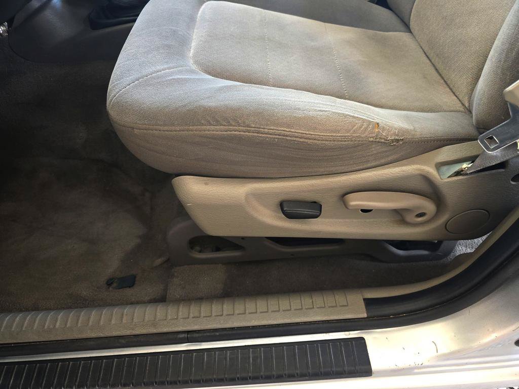 Used 2003 Jeep Liberty Limited AWD/4WD image 21