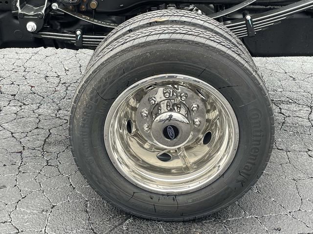New 2026 Ford F550 2WD Regular Cab Super Duty image 21