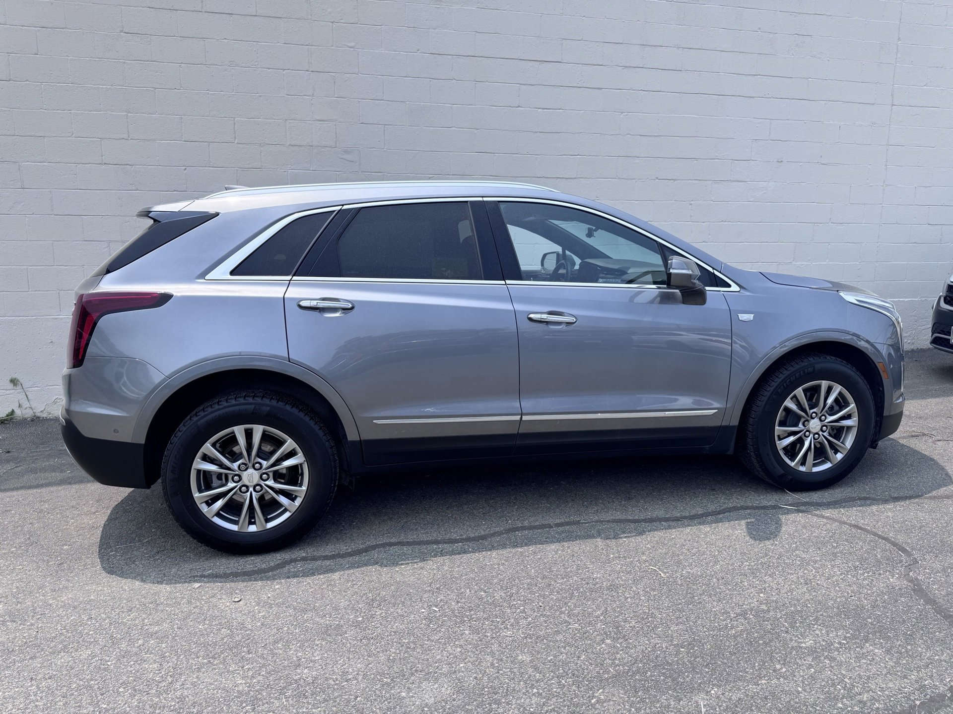 Used 2021 Cadillac XT5 Premium Luxury image 6