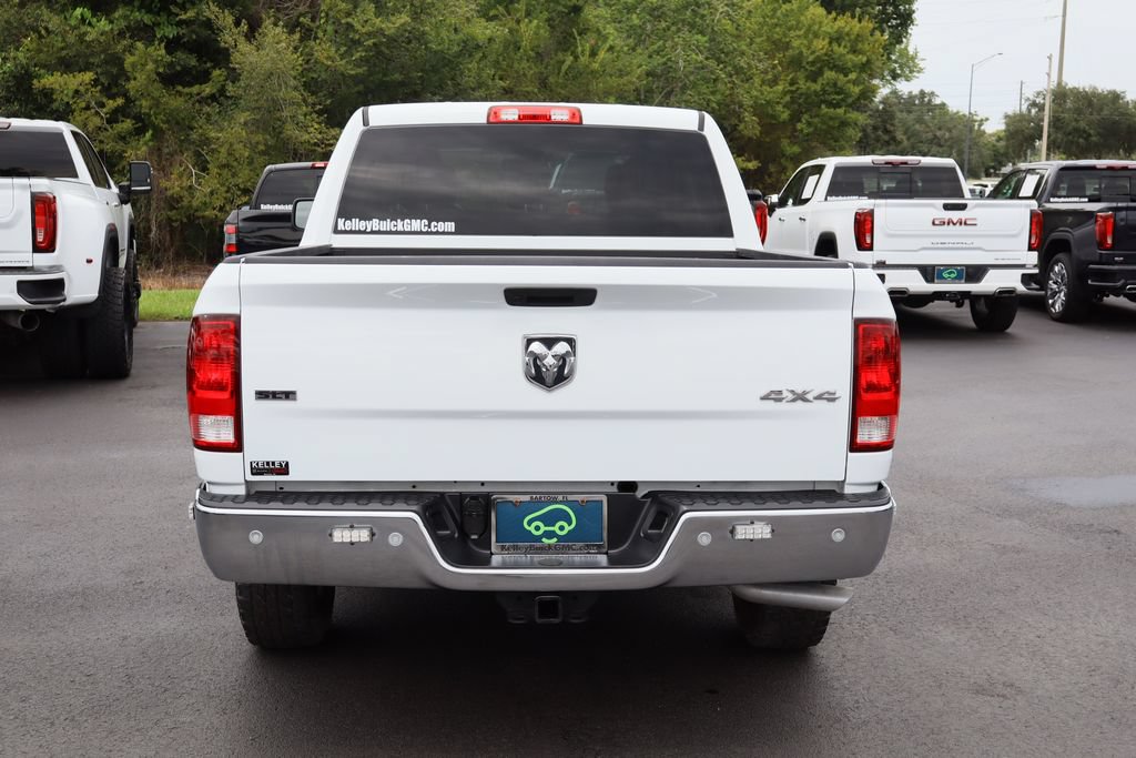 Used 2022 RAM 1500 Classic SLT w/ Electronics Group AWD/4WD image 8