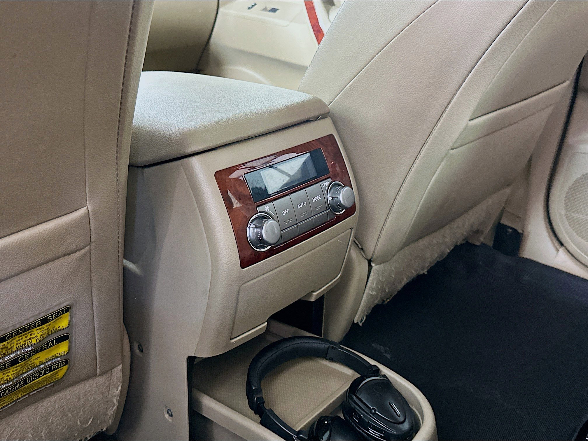 Used 2013 Toyota Highlander Limited AWD/4WD image 27