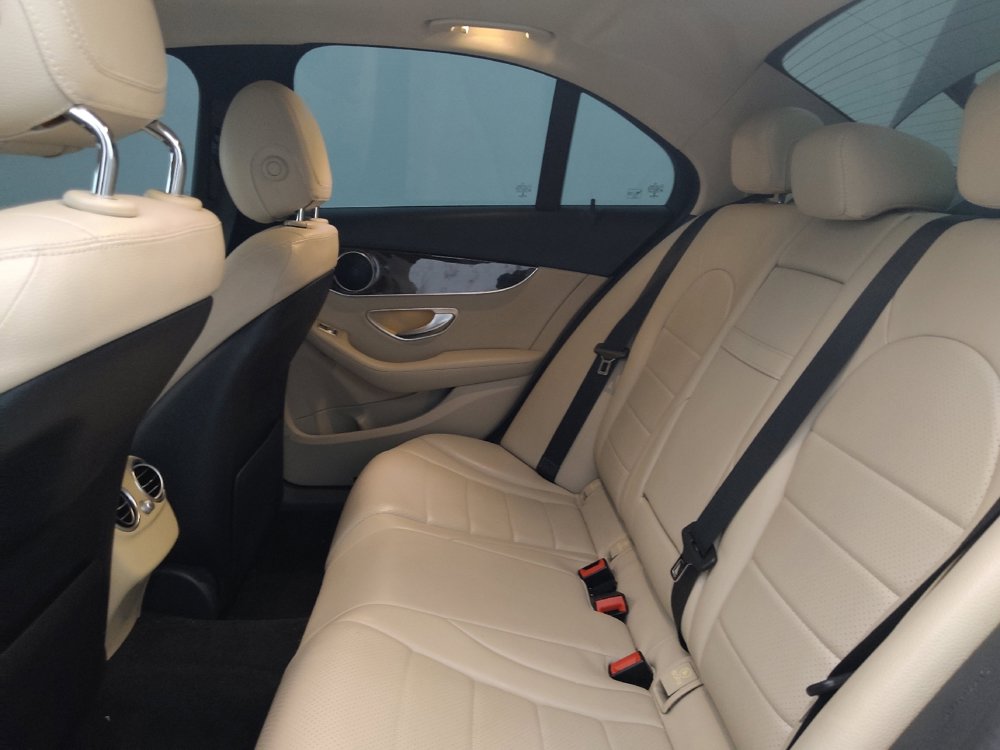 Used 2019 Mercedes-Benz C 300 Sedan image 18