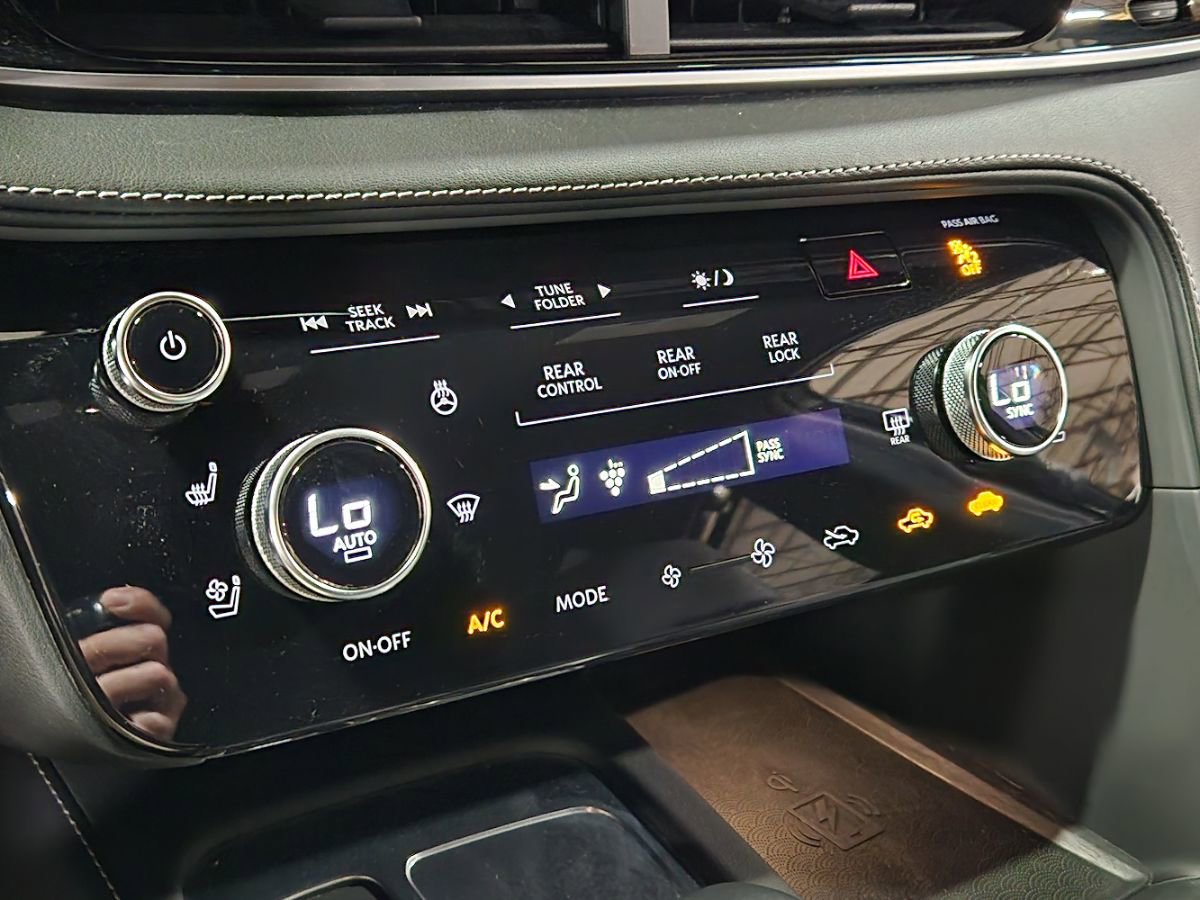 Used 2024 INFINITI QX60 Autograph w/ Cargo Package image 40