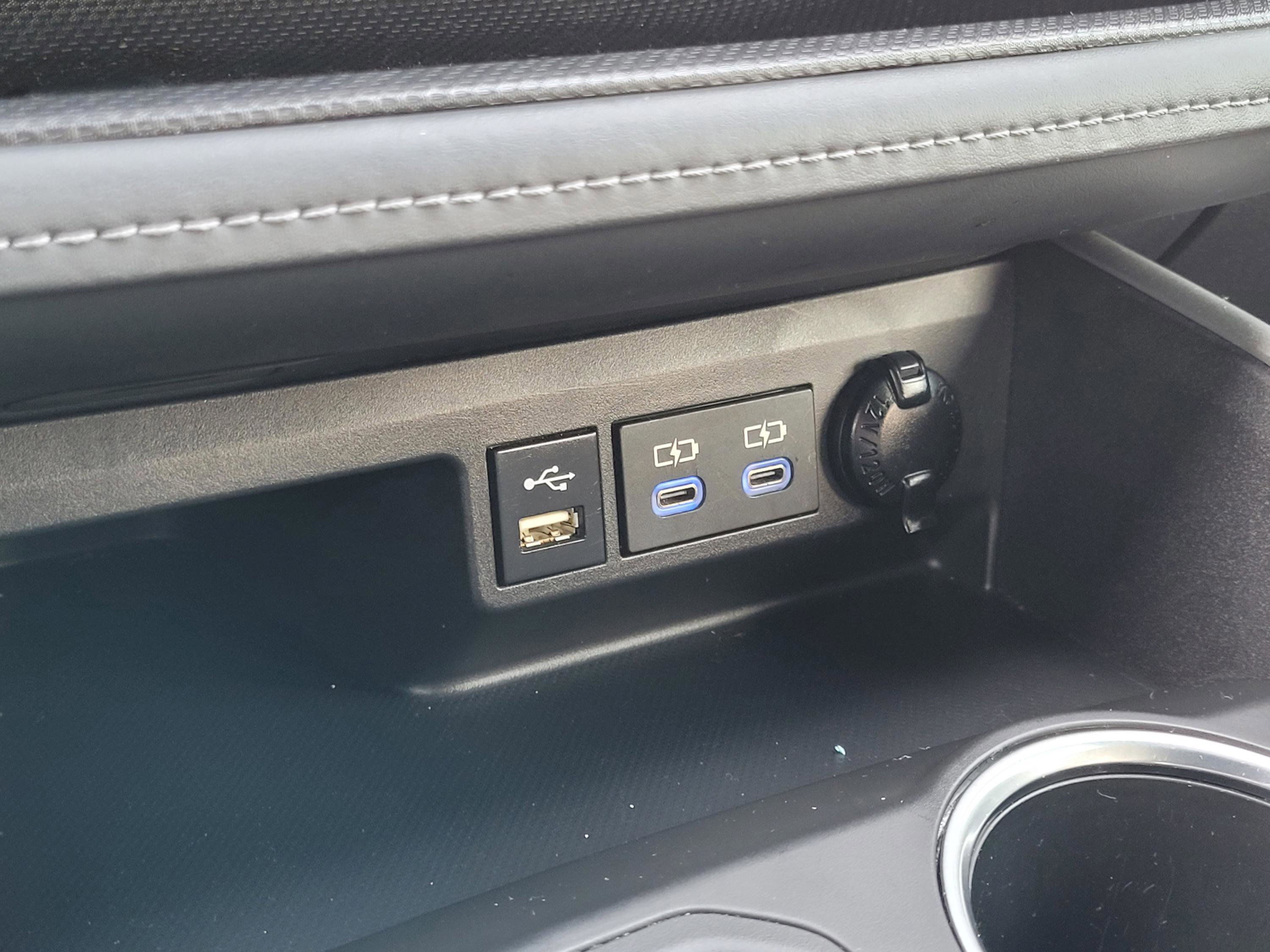 Used 2022 Toyota Highlander XSE image 24