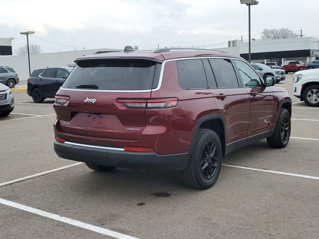 Used 2023 Jeep Grand Cherokee L Laredo AWD/4WD image 4