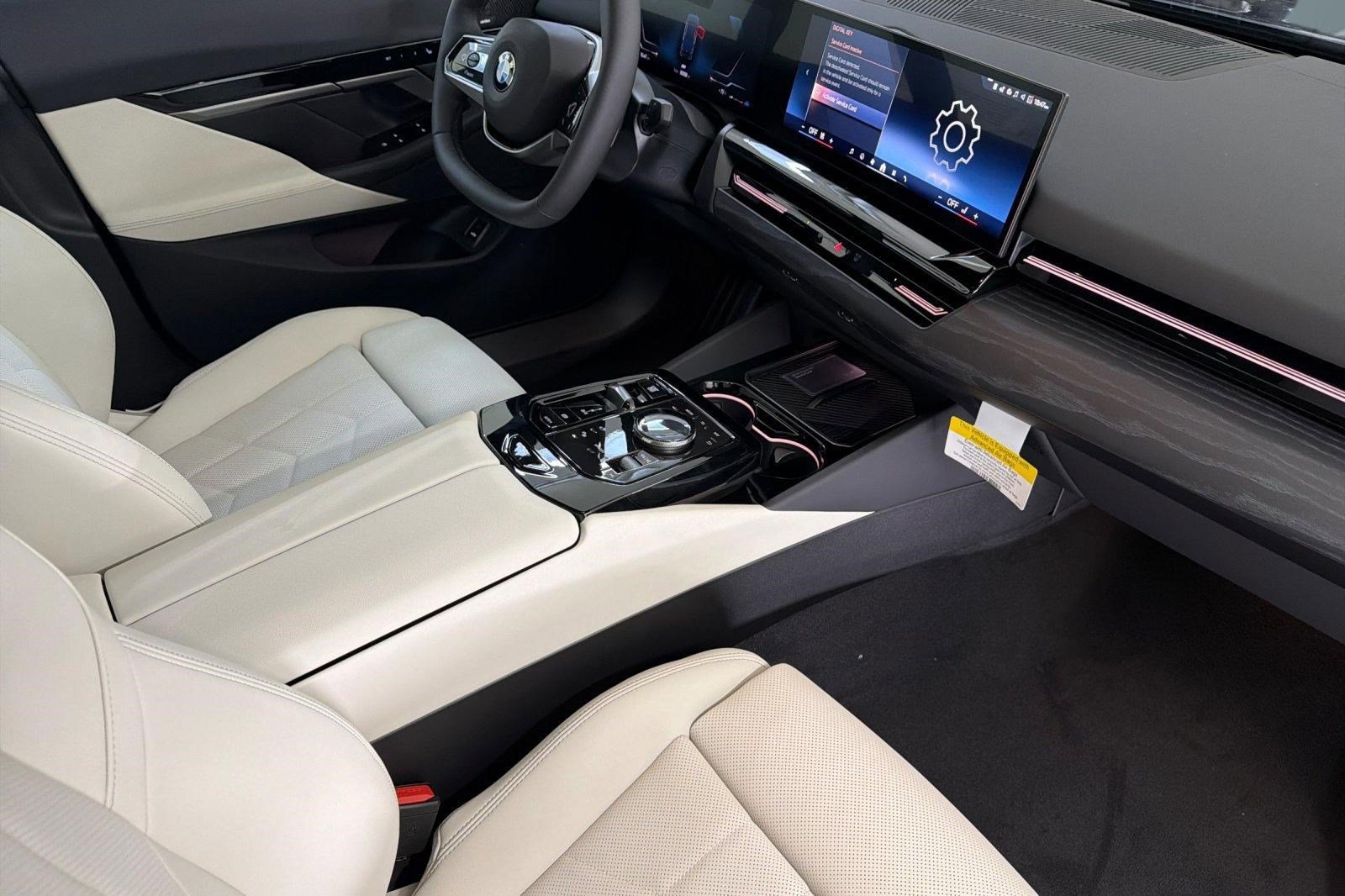 Used 2026 BMW 530i RWD image 27