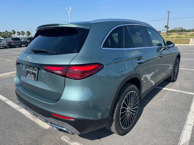 New 2025 Mercedes-Benz GLC 300 image 31