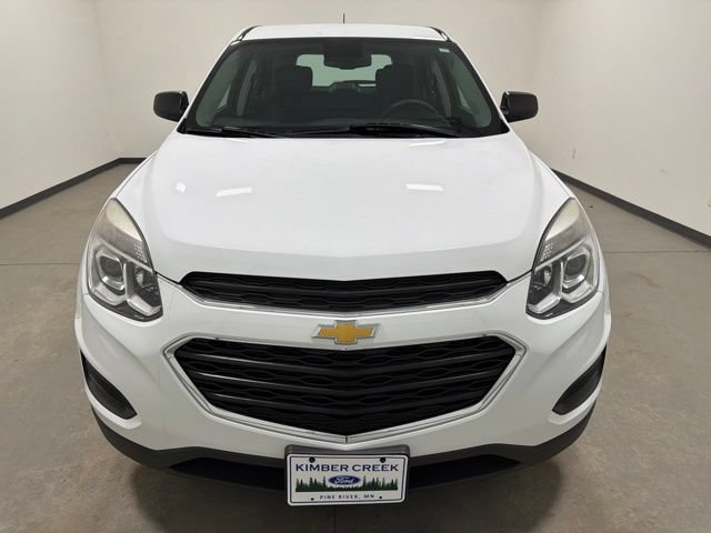 Used 2017 Chevrolet Equinox LS AWD/4WD image 2
