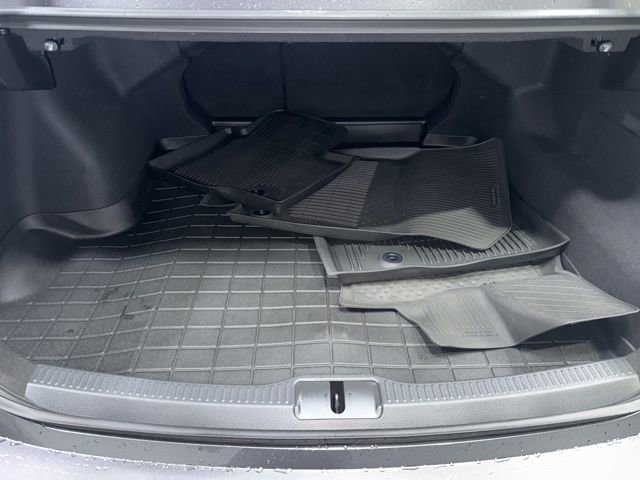 Used 2023 Toyota Crown Limited AWD/4WD image 28