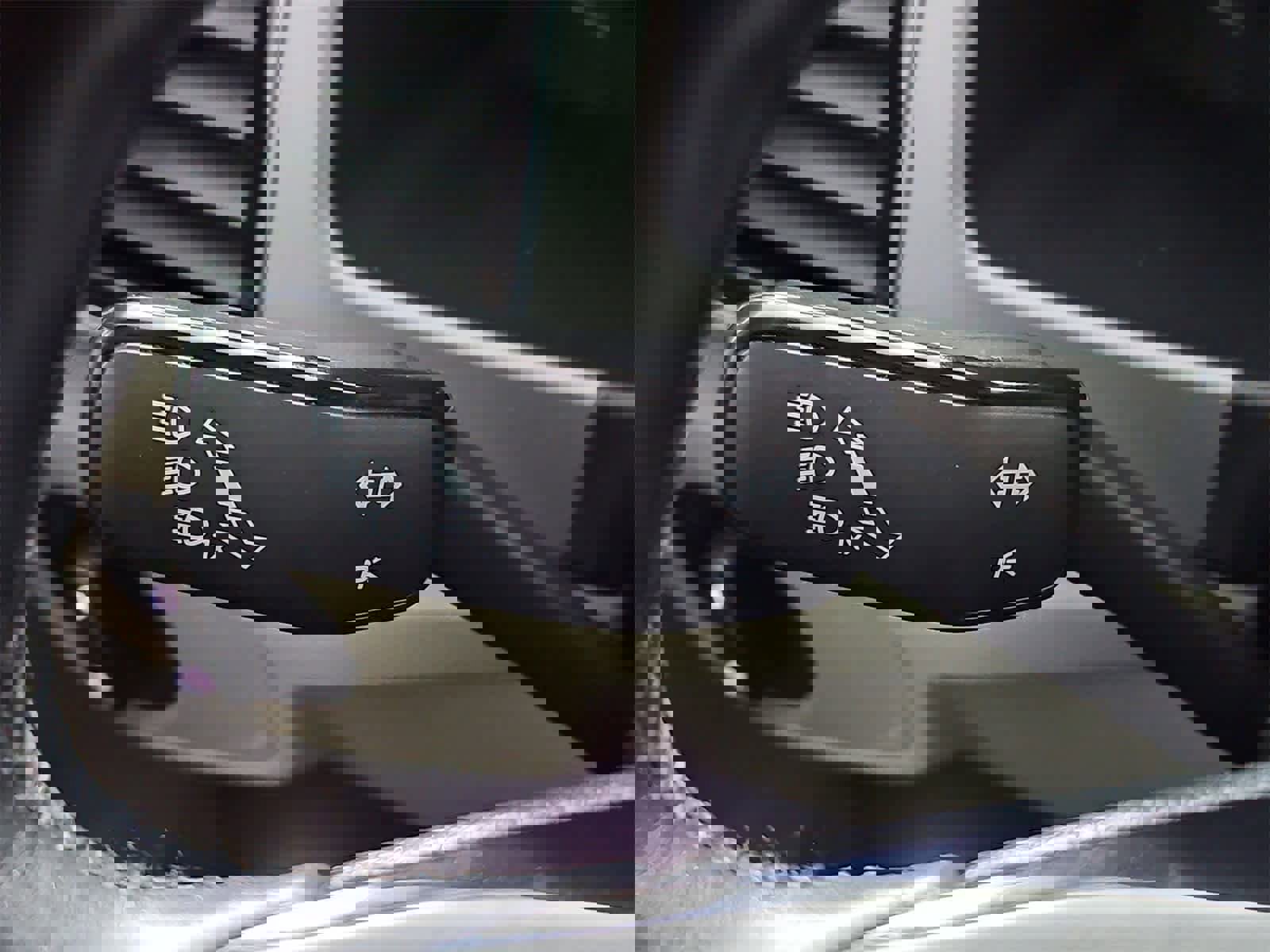 Used 2019 Volkswagen Atlas SEL image 28