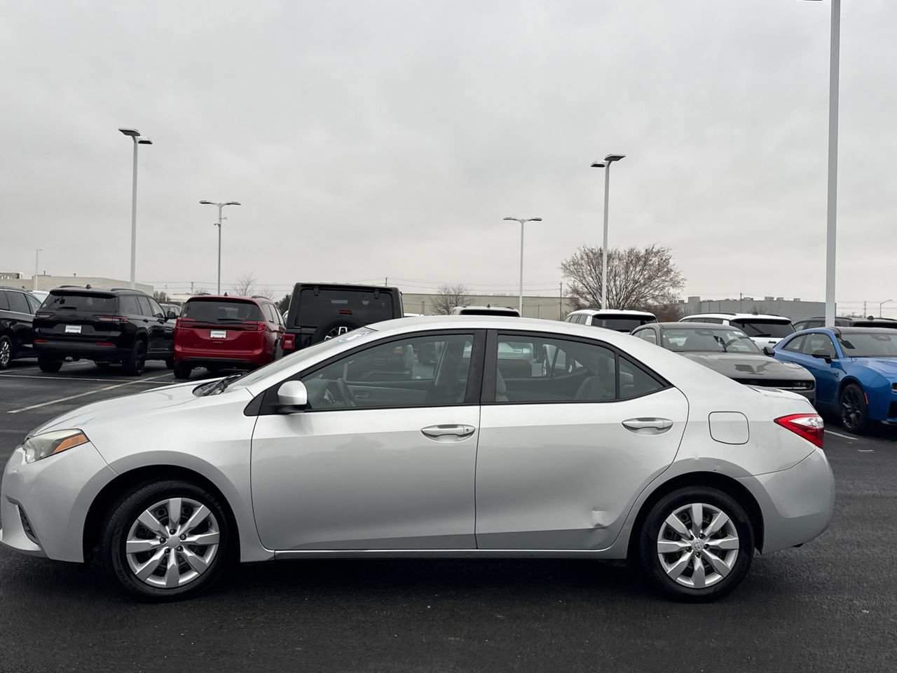 Used 2016 Toyota Corolla LE image 6