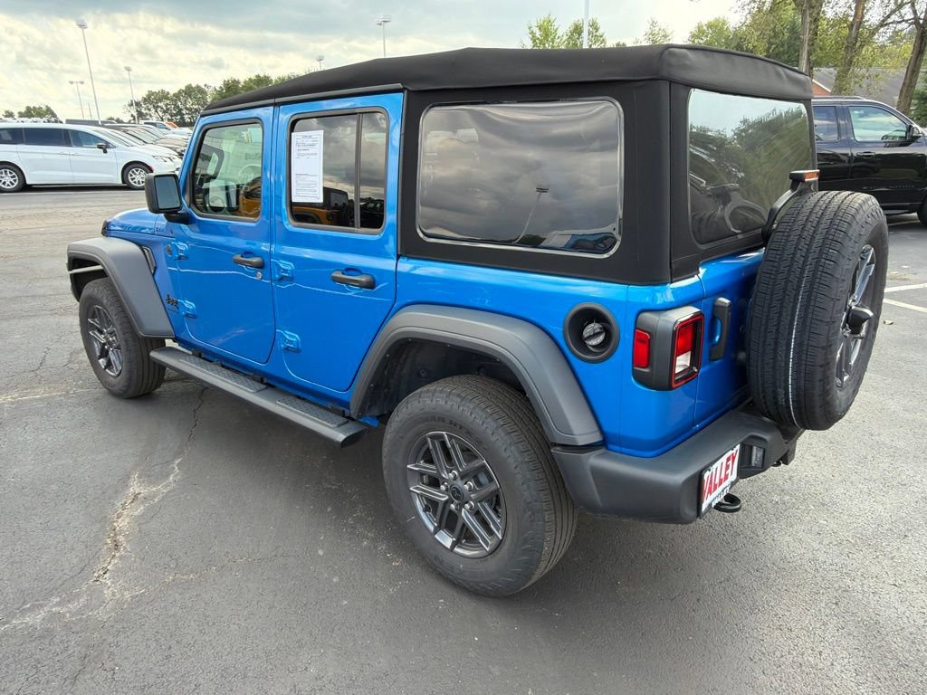 Used 2025 Jeep Wrangler Unlimited Sport AWD/4WD image 5