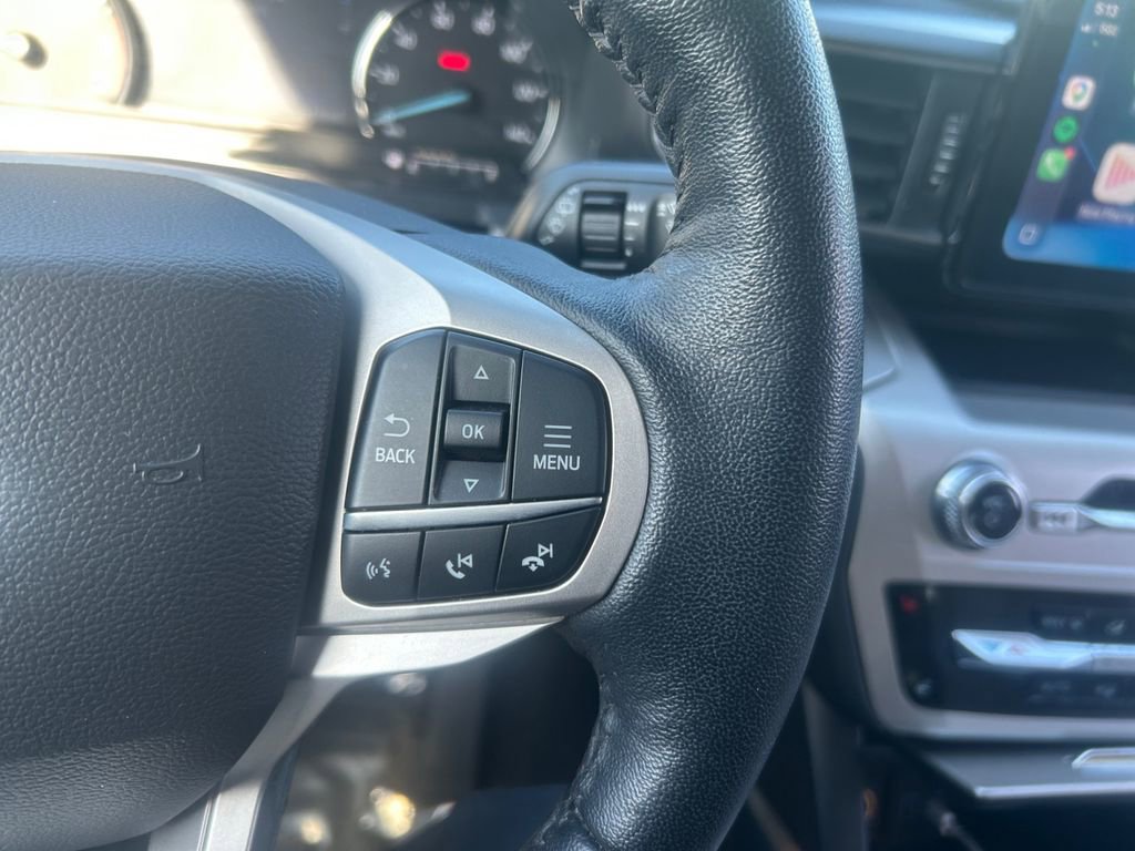 Used 2022 Ford Explorer XLT w/ Equipment Group 202A AWD/4WD image 16