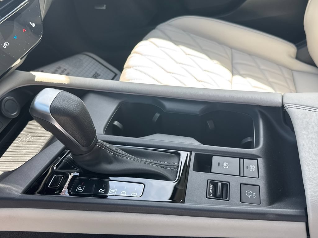 New 2026 Nissan Sentra SL w/ Floor Mat Package FWD image 25