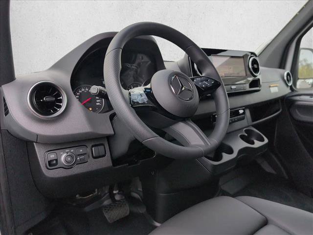 New 2026 Mercedes-Benz Sprinter 2500 image 3