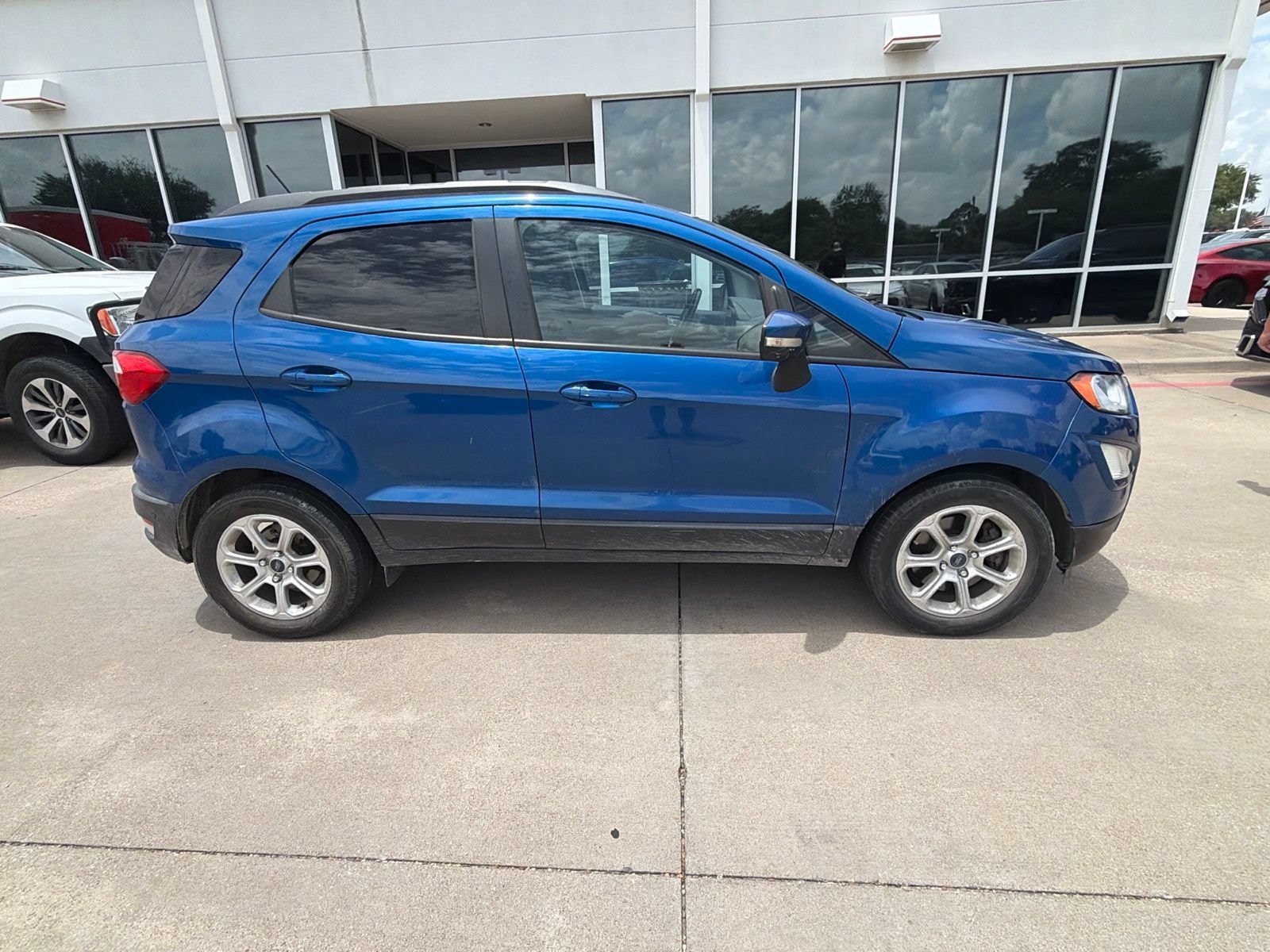 Used 2018 Ford EcoSport SE FWD image 4