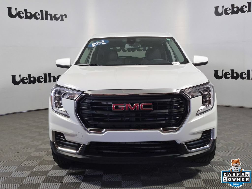 Certified 2024 GMC Terrain SLE FWD image 2