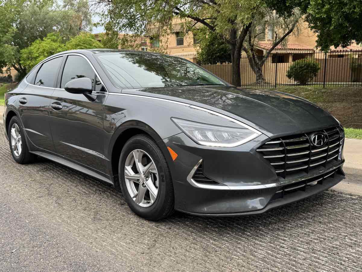 Used 2021 Hyundai Sonata SE image 2