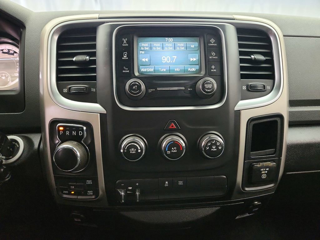 Used 2019 RAM 1500 Classic SLT AWD/4WD image 13