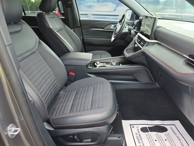 Used 2025 Ford Explorer ST-Line AWD/4WD image 13
