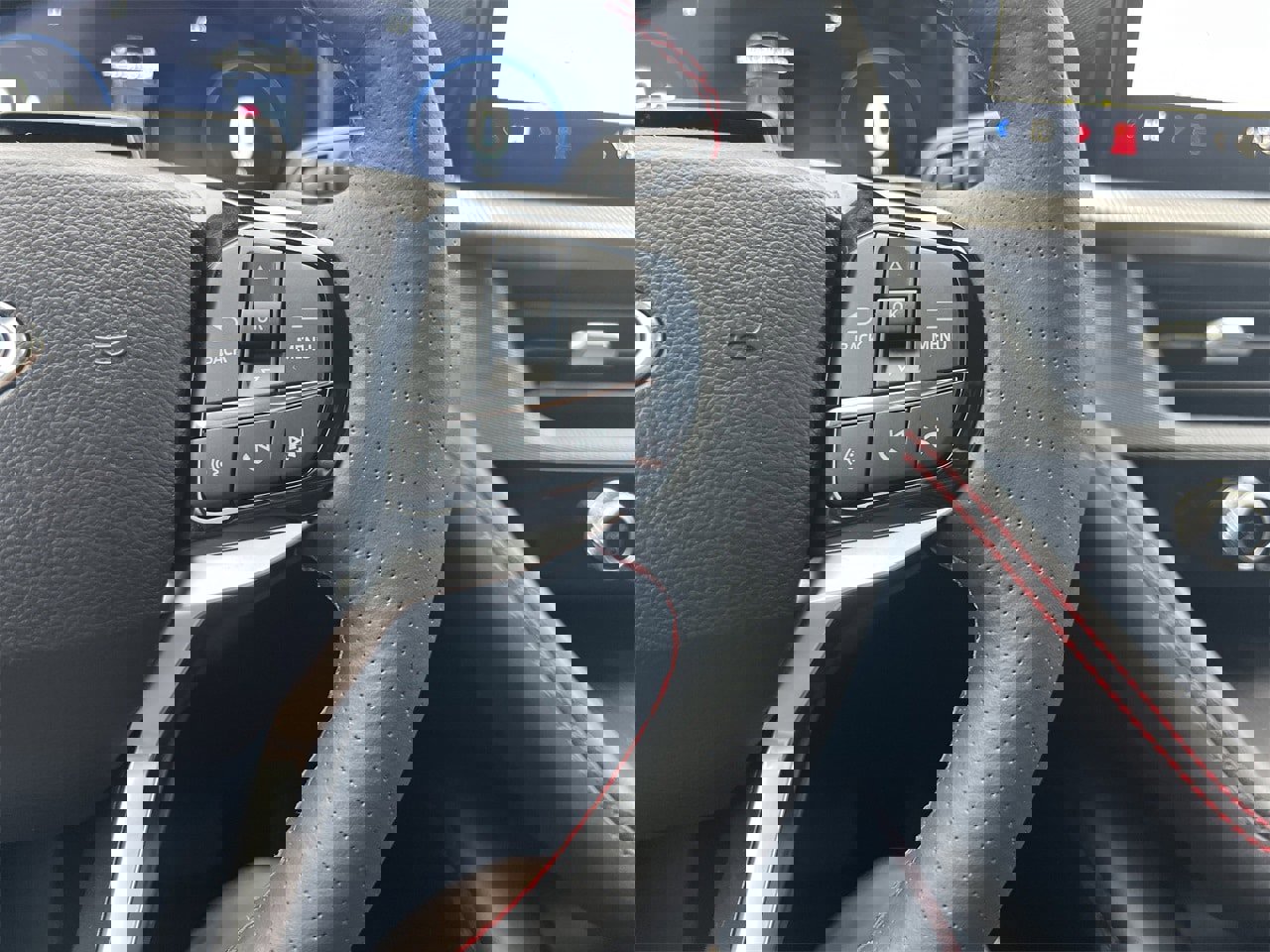 New 2026 Ford Explorer ST-Line w/ ST-Line Street Pack image 9