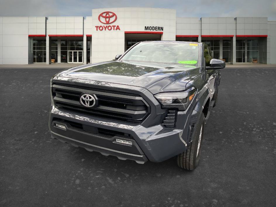 Used 2024 Toyota Tacoma SR5 RWD image 3