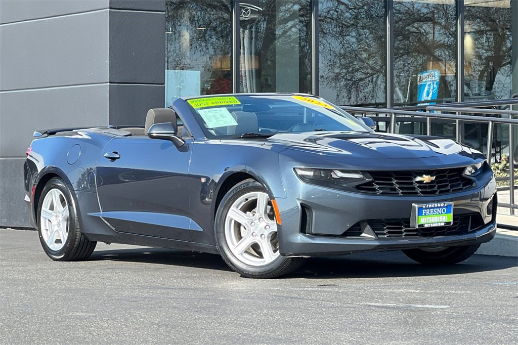 Used 2023 Chevrolet Camaro LT image 3