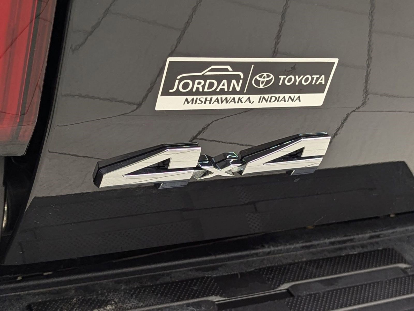 New 2025 Toyota Tacoma SR5 image 31