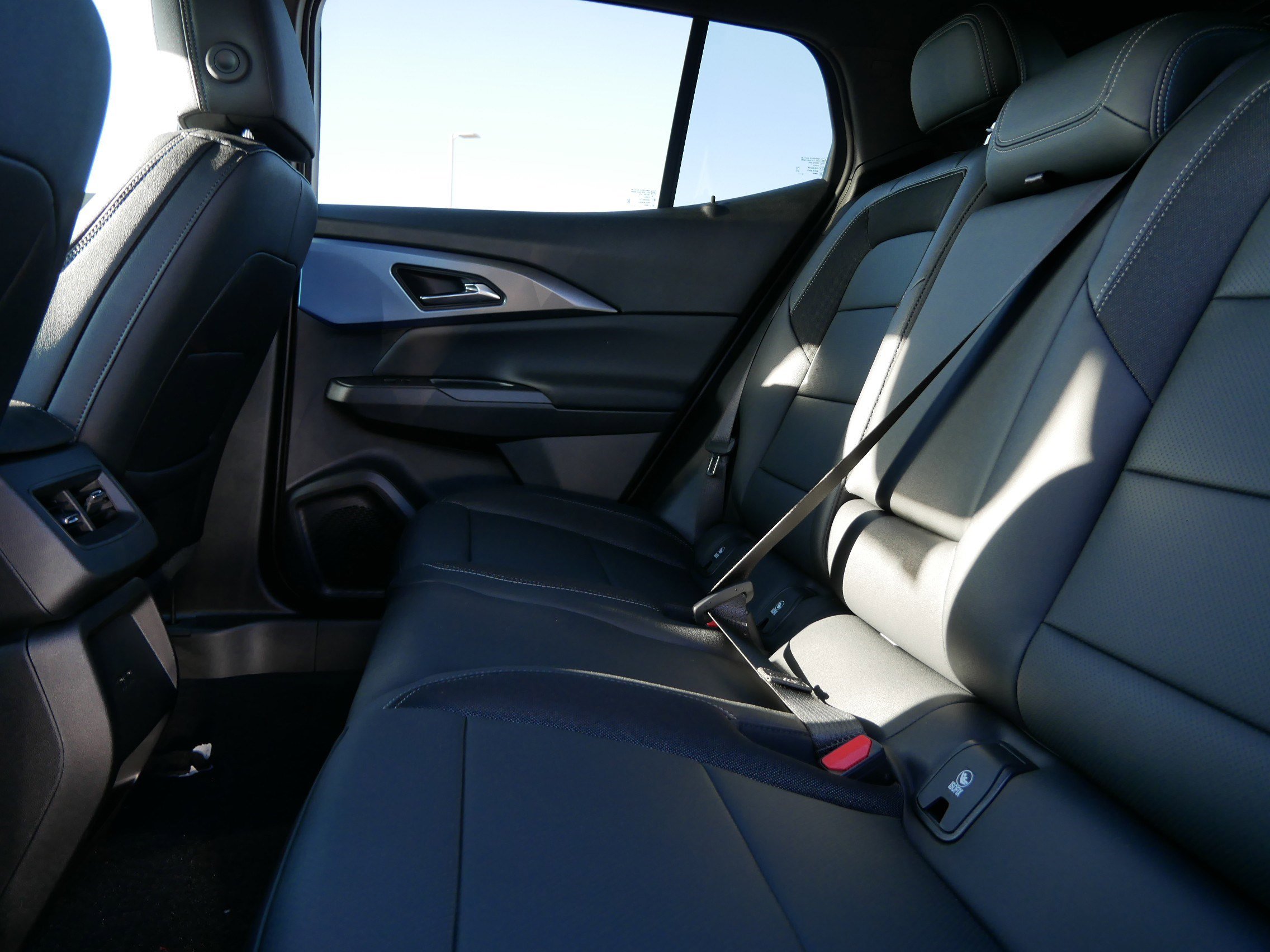 New 2026 Chevrolet Equinox EV LT image 5