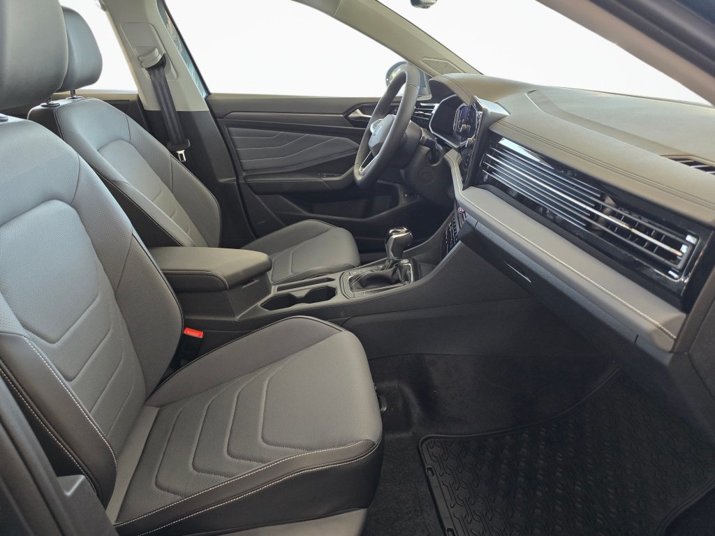 New 2026 Volkswagen Jetta SEL FWD image 44