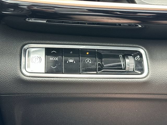 Used 2025 Buick Envision Sport Touring AWD/4WD image 19