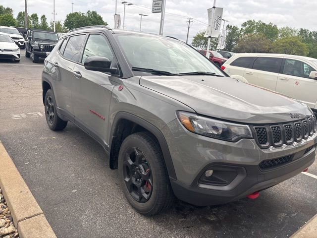 Used 2023 Jeep Compass Trailhawk image 3