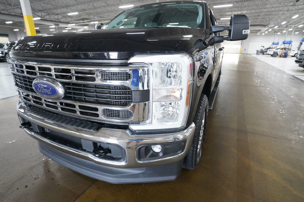 Used 2025 Ford F250 XLT AWD/4WD image 22