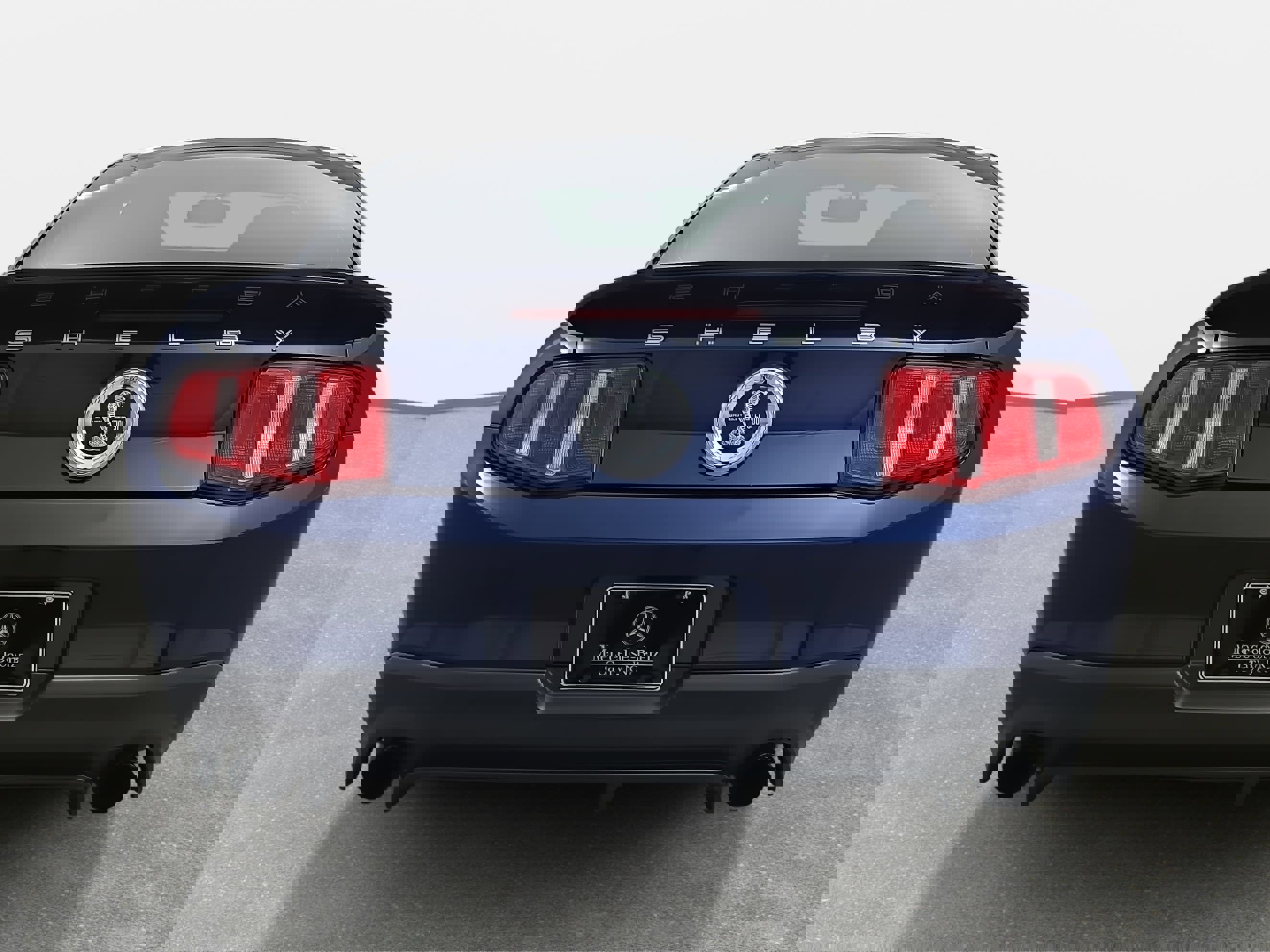 Used 2012 Ford Mustang Shelby GT500 w/ SVT Performance Pkg image 6