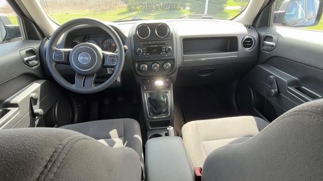 Used 2017 Jeep Patriot Sport image 5