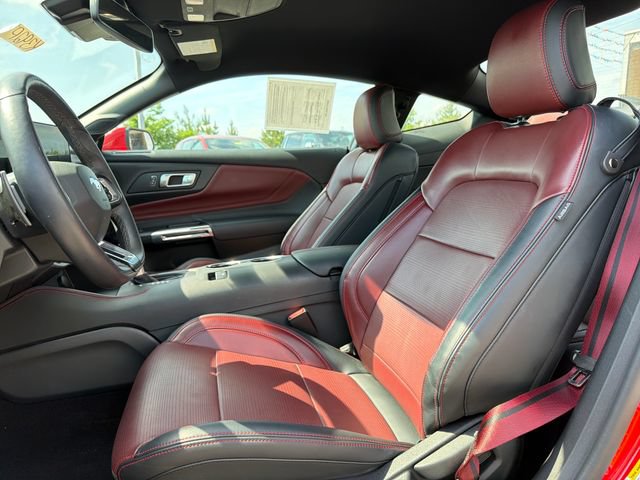 Used 2025 Ford Mustang GT Premium RWD image 14