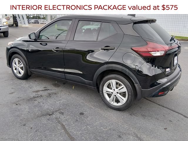 Certified 2024 Nissan Kicks S w/ Interior Electronics Package FWD image 6