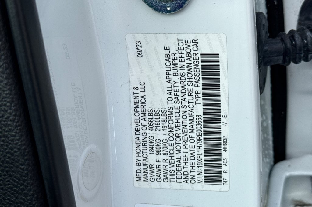 Certified 2024 Honda Civic EX-L image 33