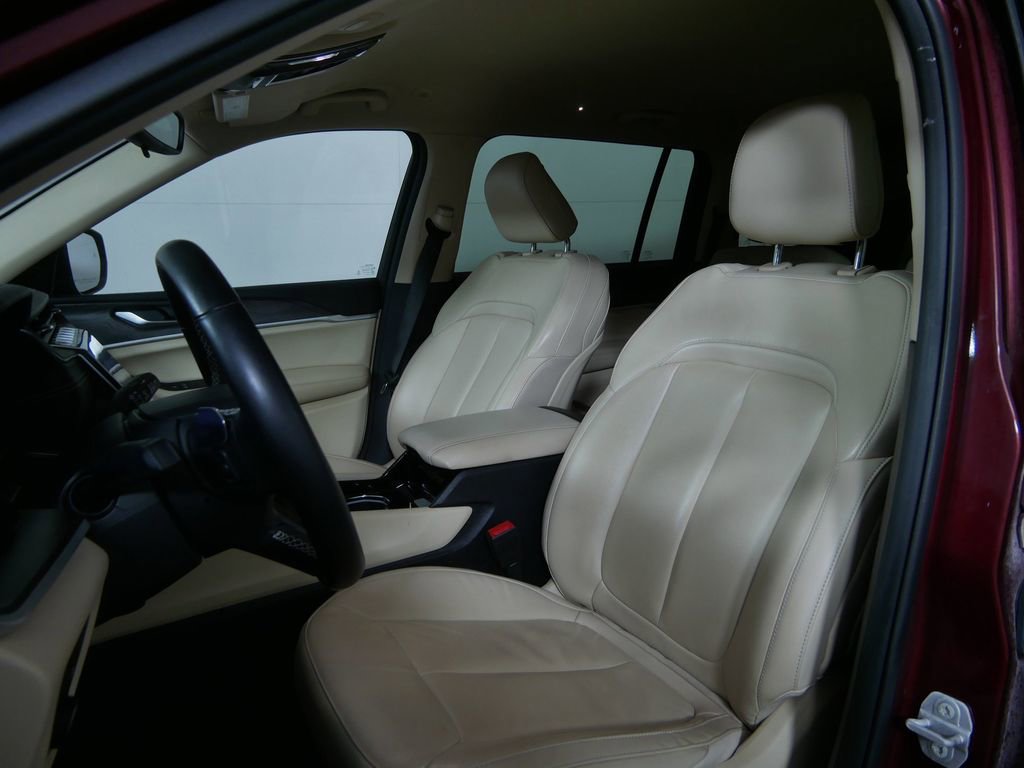 Used 2022 Jeep Grand Cherokee L Limited image 11