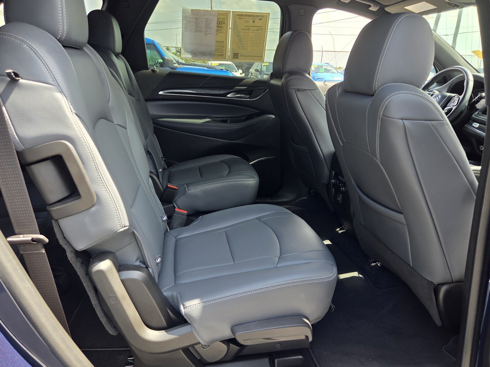 Used 2023 Buick Enclave Essence FWD image 16