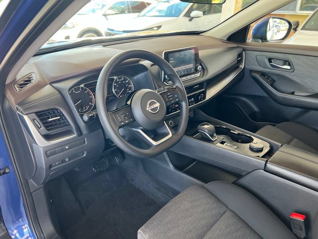Certified 2023 Nissan Rogue SV AWD/4WD image 6