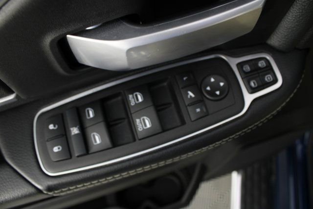 Used 2024 RAM 2500 Big Horn w/ Bed Utility Group image 14