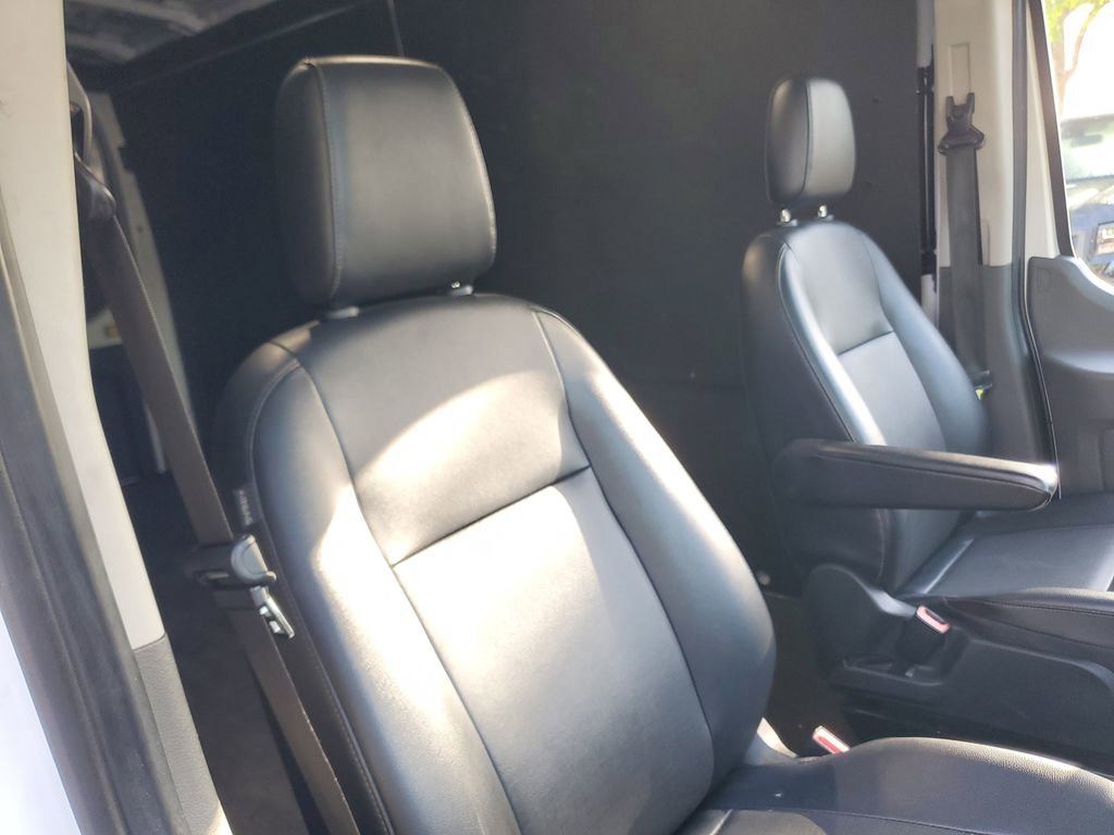 Used 2023 Ford Transit 250 Medium Roof AWD w/ Load Area Protection Package image 10