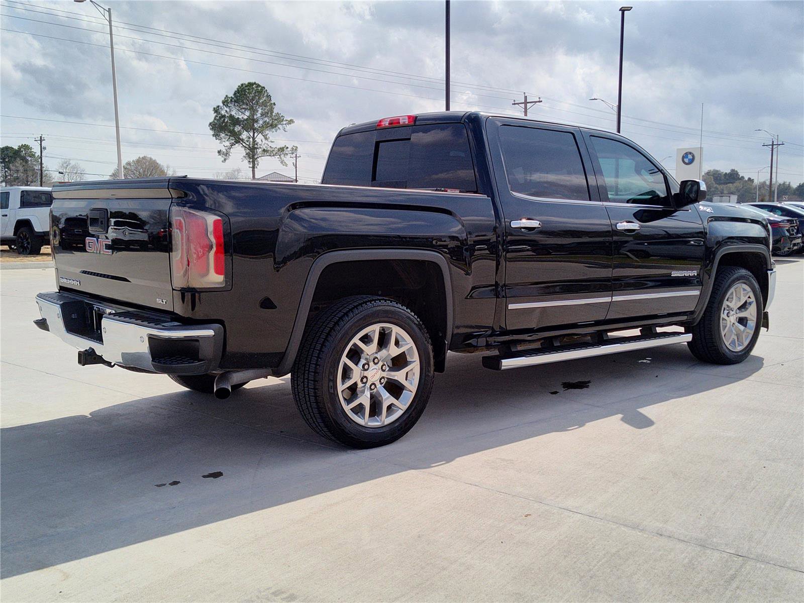 Used 2018 GMC Sierra 1500 SLT image 8