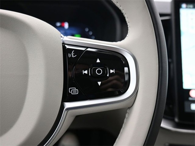 New 2026 Volvo XC90 T8 Ultra image 25