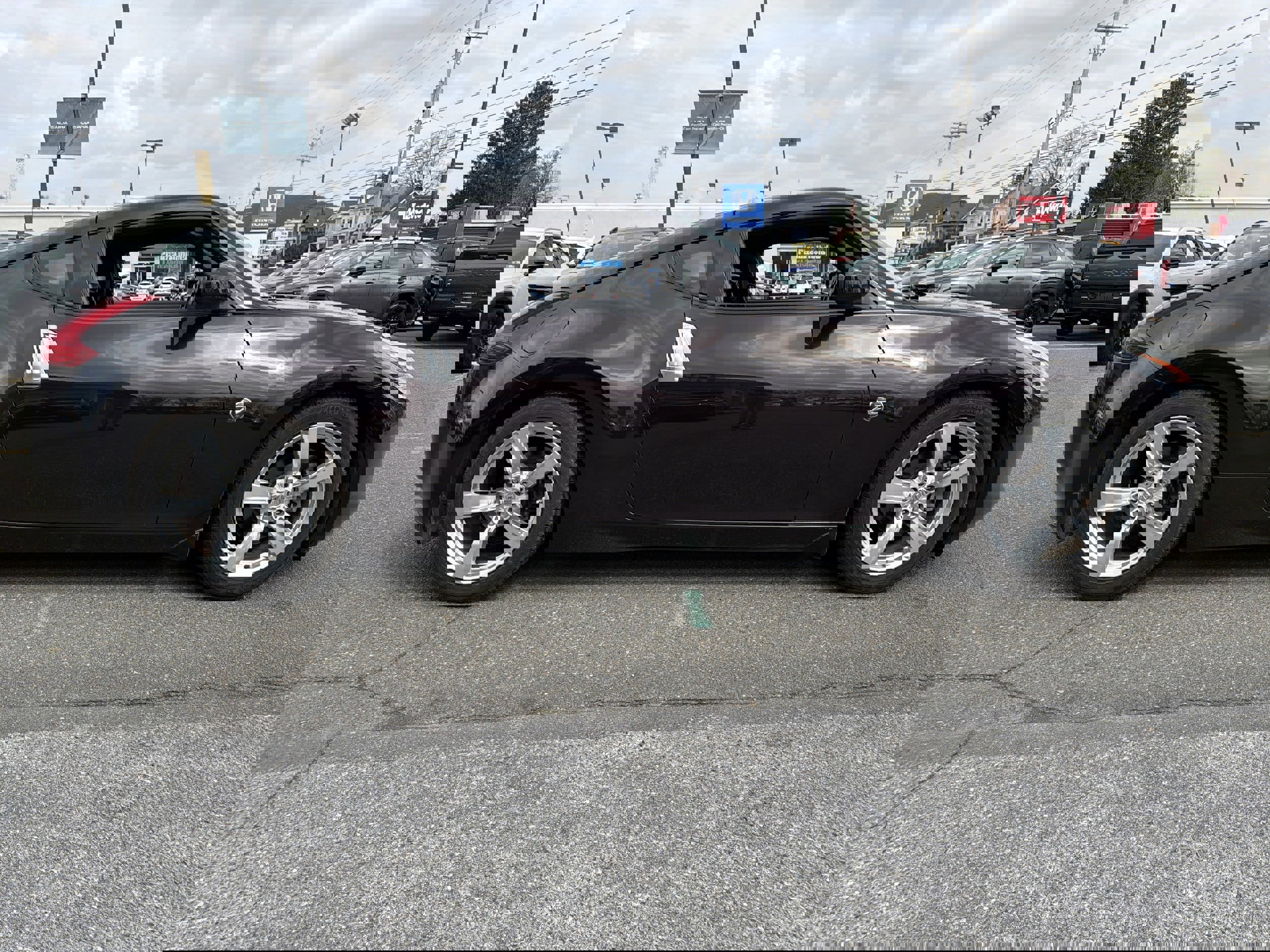 Used 2012 Nissan 370Z Touring w/ Aerodynamics Pkg image 7